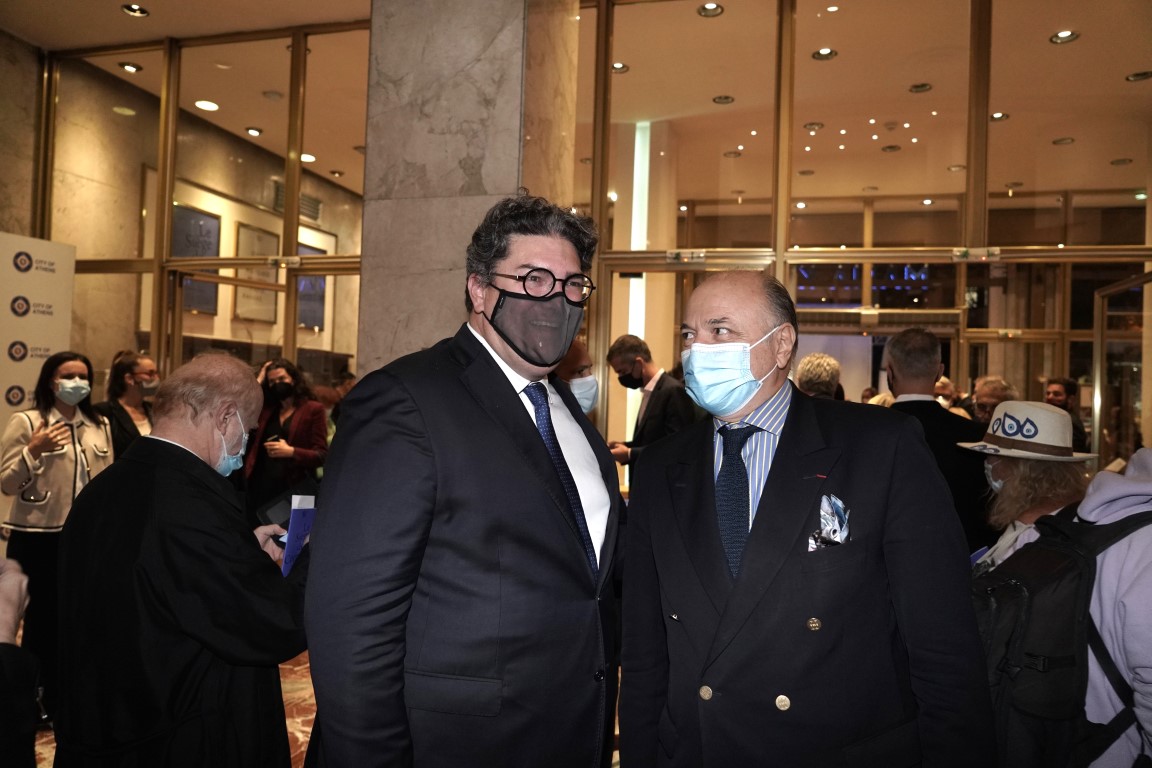 Olivier Descotes Φώτης Παπαθανασίου Ph. Μενελαος ΜυρίλλαςΟΠΑΝΔΑ